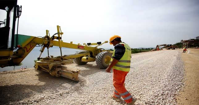 Rruga Lin-Pogradec, Qendro: Ja pse kushton 937 milion leke
